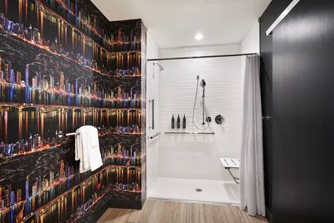Aloft Atlanta Perimeter Center 5