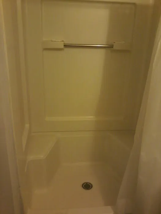 Metro Hotel 4