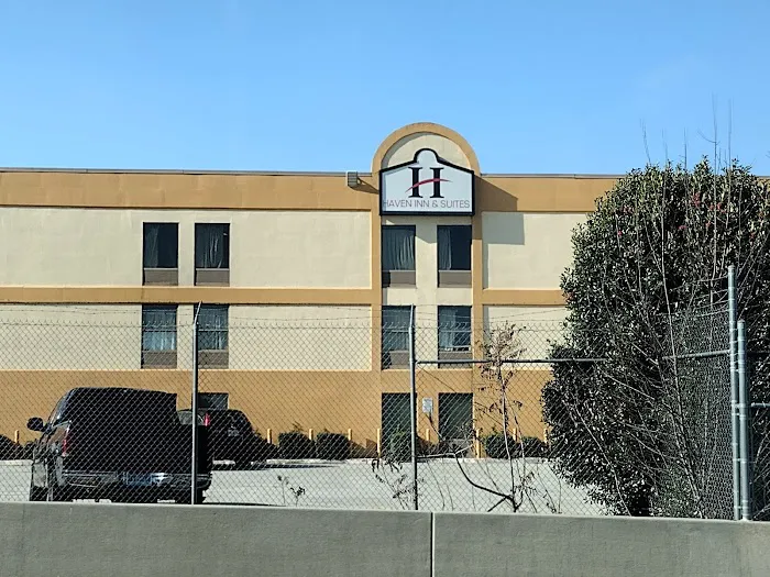 Haven Hotel Duluth 5
