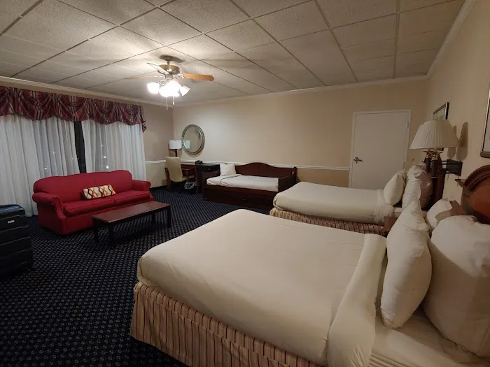 The Inn at Stone Mountain Park 3