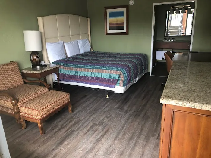 1st Place Hotel 4