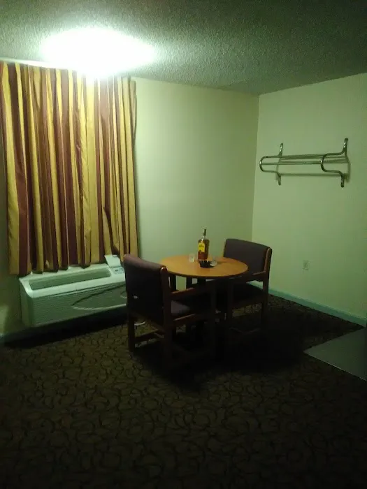 Discover Inn 4