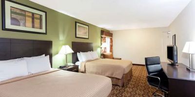 Super 8 by Wyndham Decatur/Dntn/Atlanta Area