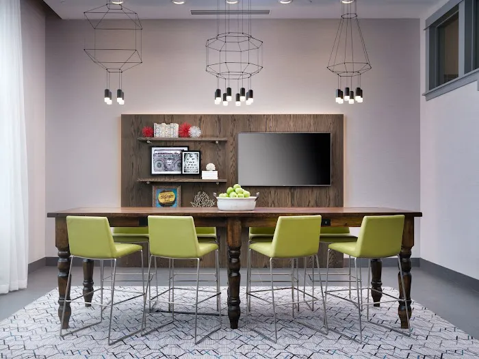 Hampton Inn & Suites Atlanta Decatur/Emory 5