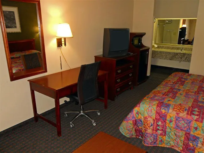 Budgetel Inns & Suites - Decatur / Atlanta 4