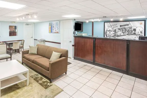 Super 8 by Wyndham Decatur/Lithonia/Atl Area 4