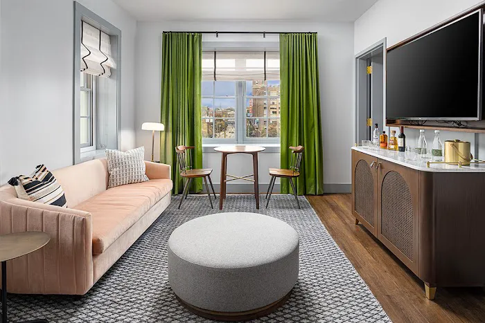 Wylie Hotel Atlanta, Tapestry Collection by Hilton 5