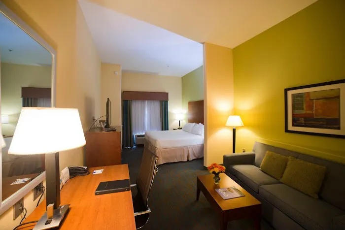 Holiday Inn Express & Suites Atlanta East - Lithonia by IHG 4
