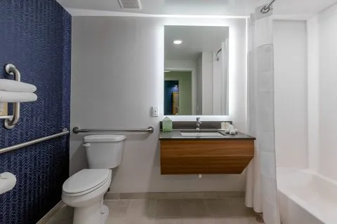 Fairfield Inn & Suites Atlanta Stonecrest 4