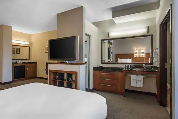 AmericInn by Wyndham Stonecrest near Atlanta 4