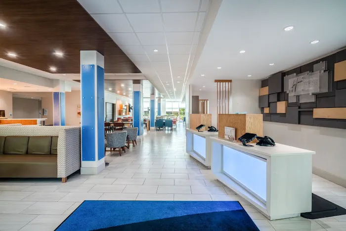 Holiday Inn Express & Suites Atlanta Airport NE - Hapeville, an IHG Hotel 4
