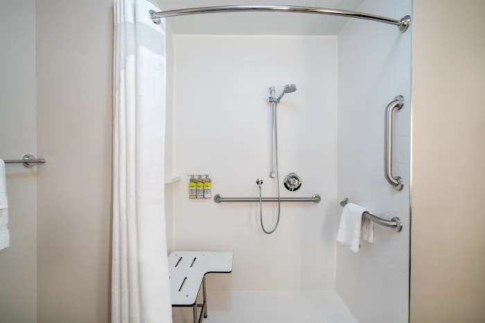 Holiday Inn Express & Suites Atlanta Airport NE - Hapeville, an IHG Hotel 4