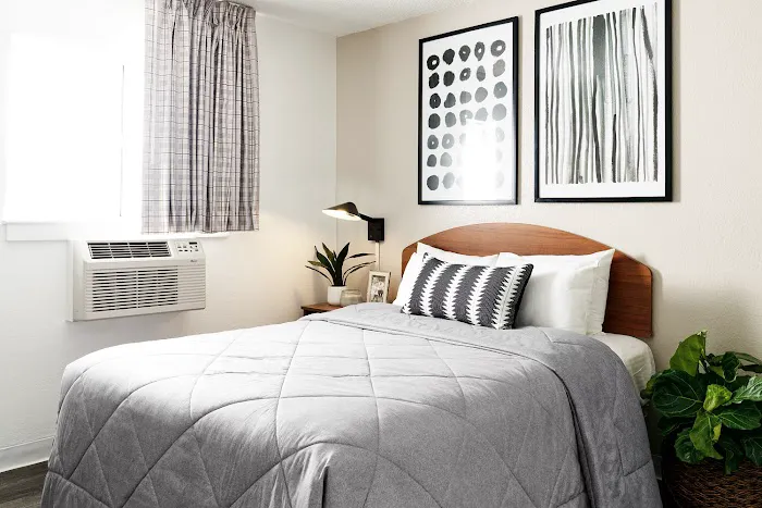 InTown Suites Extended Stay Atlanta GA - Forest Park 4