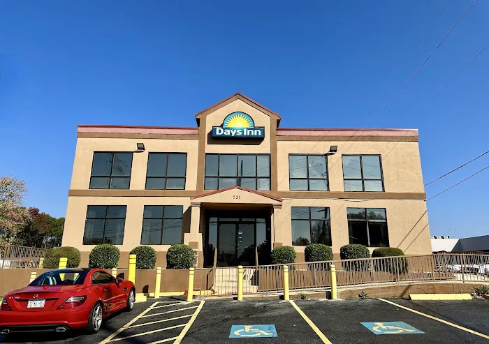 Days Inn by Wyndham Lawrenceville 4