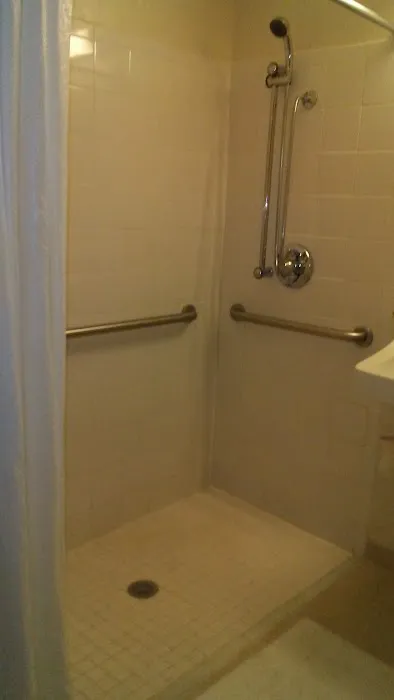 Hotel 4