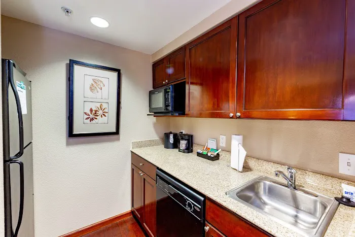 Homewood Suites by Hilton Lawrenceville Duluth 4