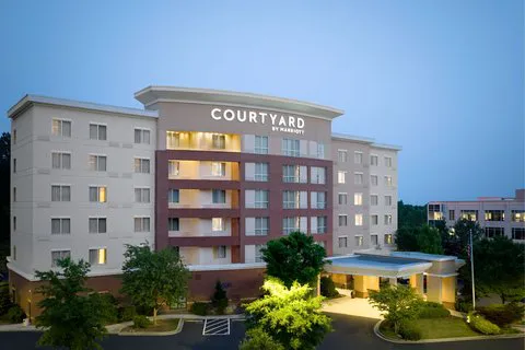Courtyard Atlanta NE/Duluth Sugarloaf 4