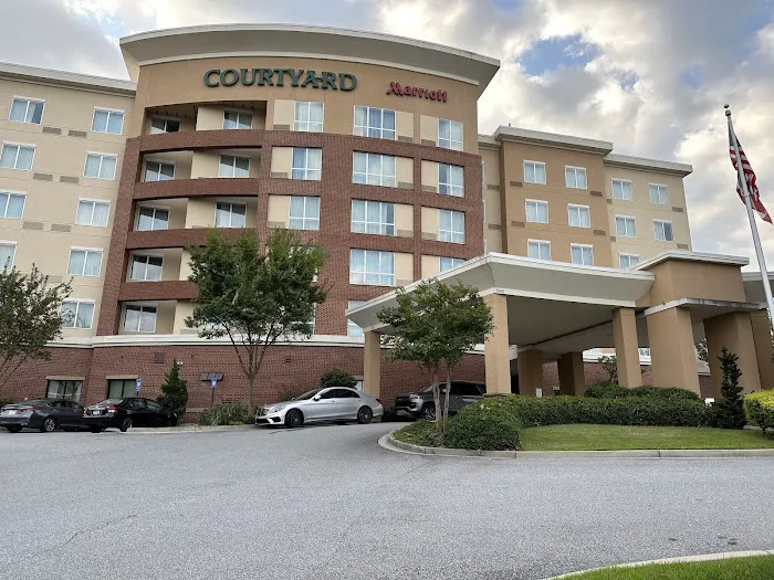 Courtyard Atlanta NE/Duluth Sugarloaf 4