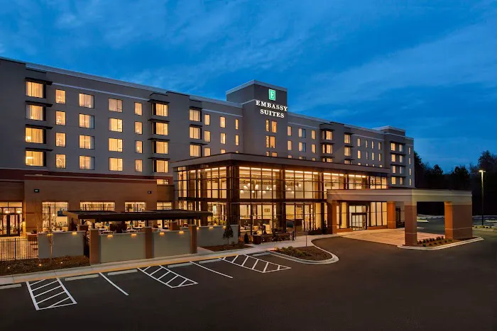 Embassy Suites by Hilton Atlanta NE Gwinnett Sugarloaf 4