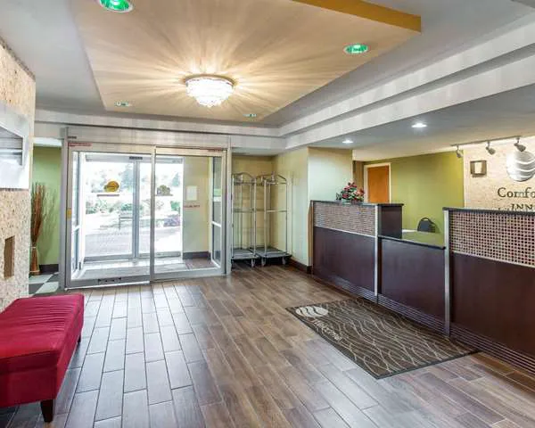 Comfort Inn Conyers 4