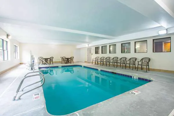 La Quinta Inn & Suites by Wyndham Snellville-Stone Mountain 4