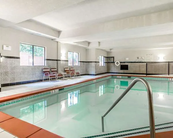 Comfort Suites Morrow- Atlanta South 4