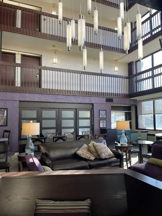 Drury Inn & Suites Atlanta Morrow 4