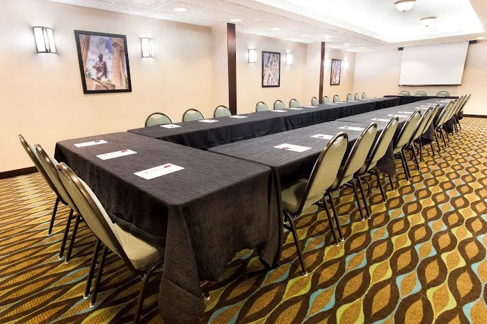 Drury Inn & Suites Atlanta Morrow 4
