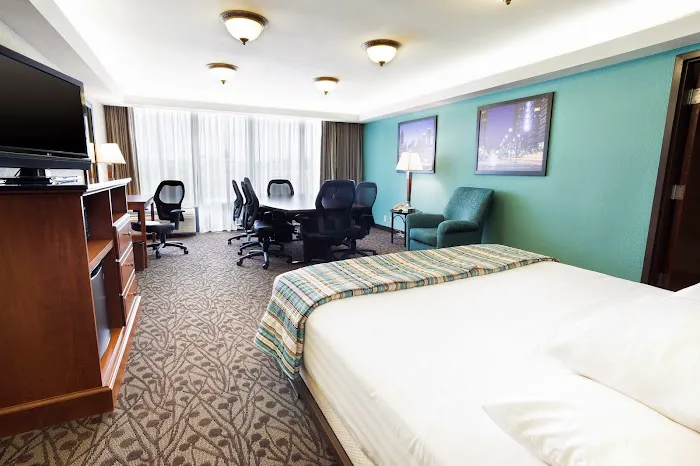 Drury Inn & Suites Atlanta Morrow 4