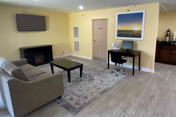 Days Inn by Wyndham Atlanta/Southlake/Morrow 4