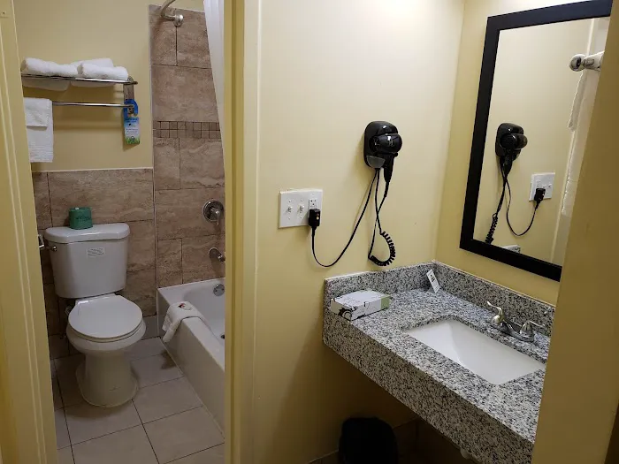 Days Inn by Wyndham Atlanta/Southlake/Morrow 4