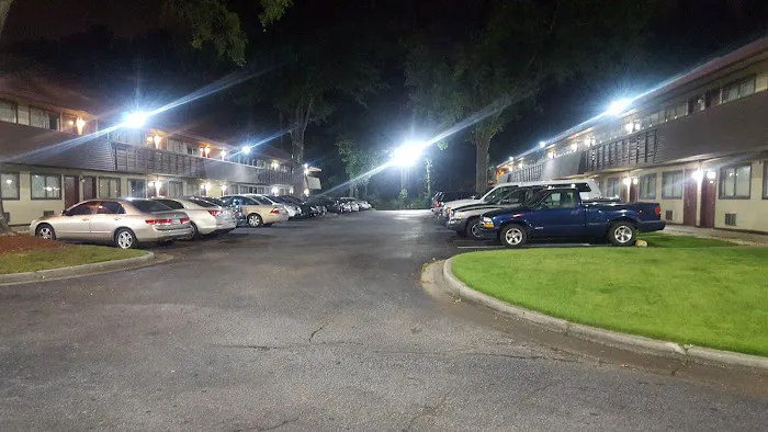 Knights Inn Morrow 4