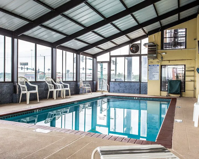 Quality Inn & Suites Morrow Atlanta South 4