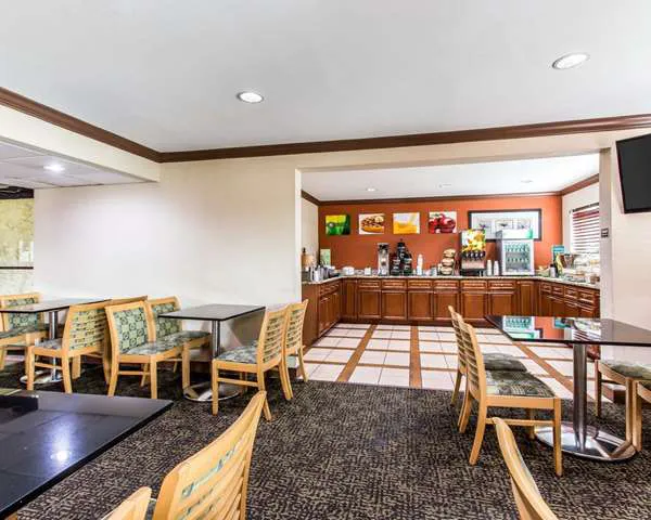 Quality Inn & Suites Morrow Atlanta South 4
