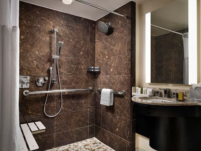 Hilton Atlanta Airport 4