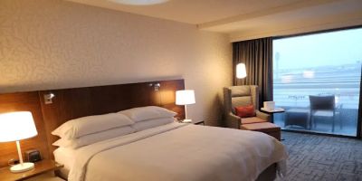 Renaissance Concourse Atlanta Airport Hotel
