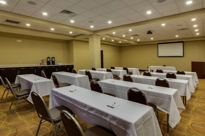 Staybridge Suites Atlanta Airport by IHG 4