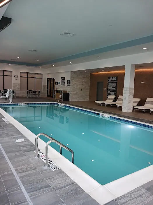 Embassy Suites by Hilton Atlanta Airport North 4