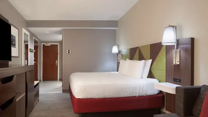 Hampton Inn & Suites Atlanta Airport North I85 4