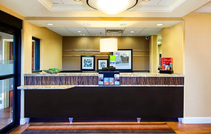 Hampton Inn & Suites Atlanta Airport North I85 4