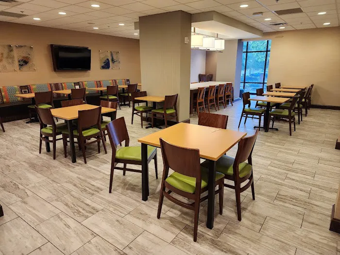 Fairfield Inn & Suites Atlanta Airport North 5