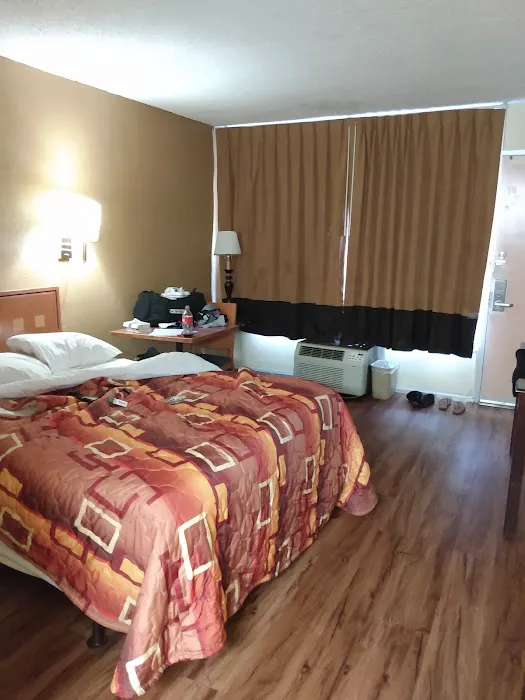 OYO Hotel Atlanta Airport Southeast 4