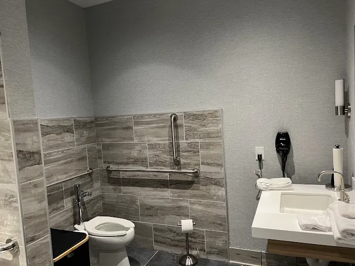 Minute Suites - ATL B24 4