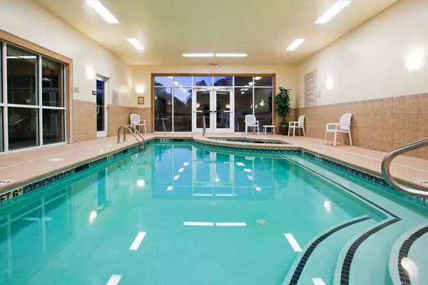Country Inn & Suites by Radisson, Conyers, GA 4
