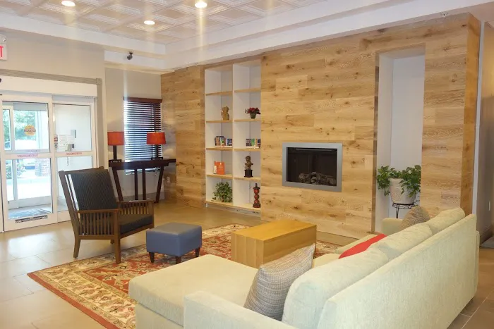 Country Inn & Suites by Radisson, Conyers, GA 4