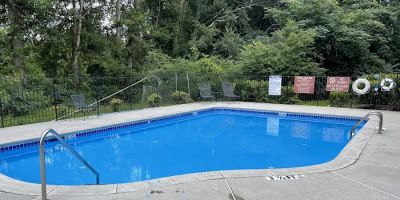 Jamestown Inn And Suites
