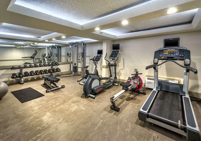Clarion Hotel Atlanta Airport 4