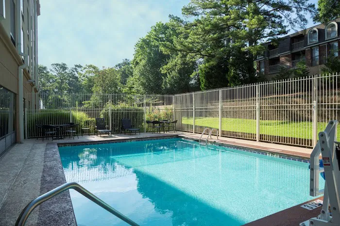 SKY POINT HOTEL & SUITES - ATLANTA AIRPORT 4