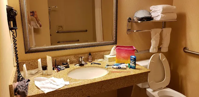 Country Inn & Suites by Radisson, Atlanta Downtown 5