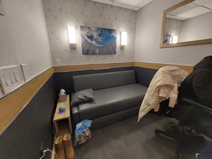 Minute Suites ATL - Concourse T 4